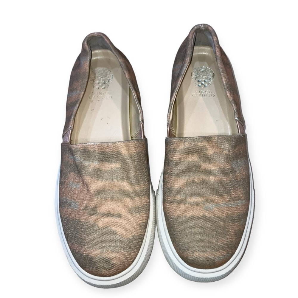 Vince Camuto Womens Abbinna platform slip-on sneakers